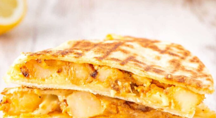 QUESADILLA + PAPAS (Kids)